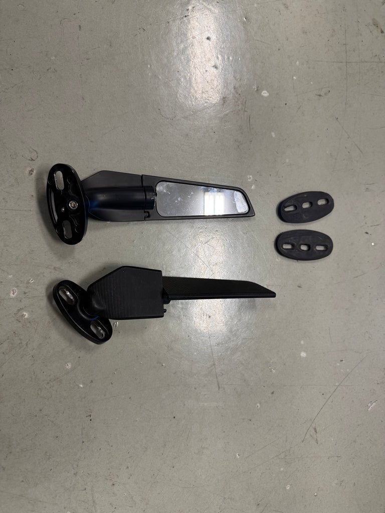 Rizoma Link Mirrors Universal